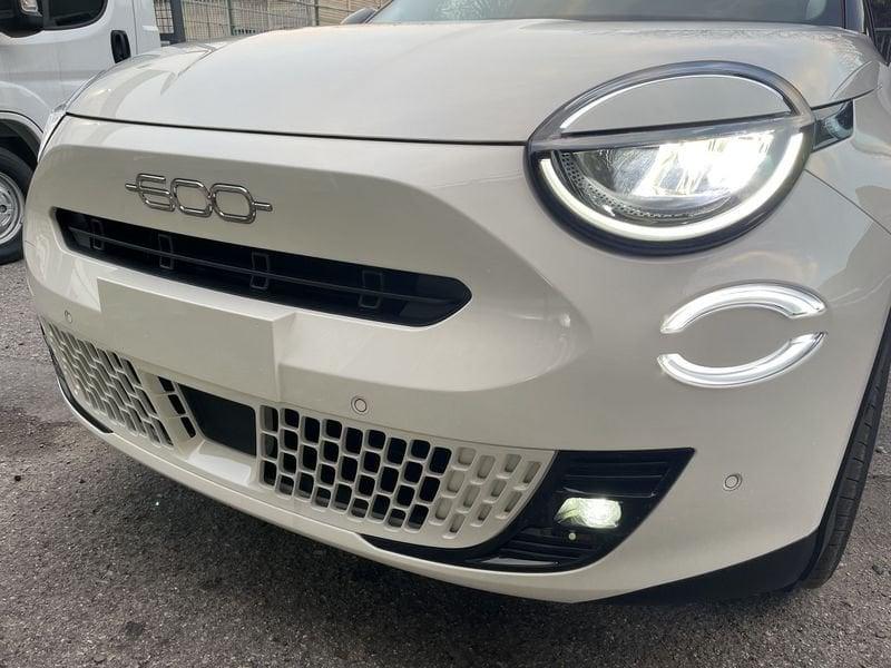 FIAT 600 600 Hybrid 110 CV DCT MHEV La Prima