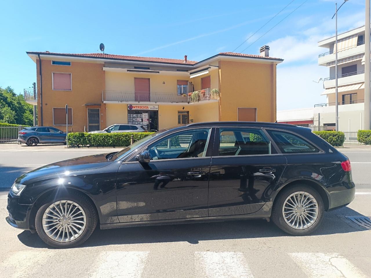 Audi A4 Avant 2.0TDI Multitronic NAVIGATORE 2 TRENI GOMME