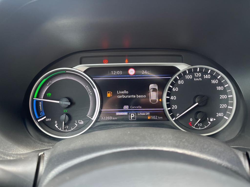 Nissan Juke 1.6 hev Premiere Edition