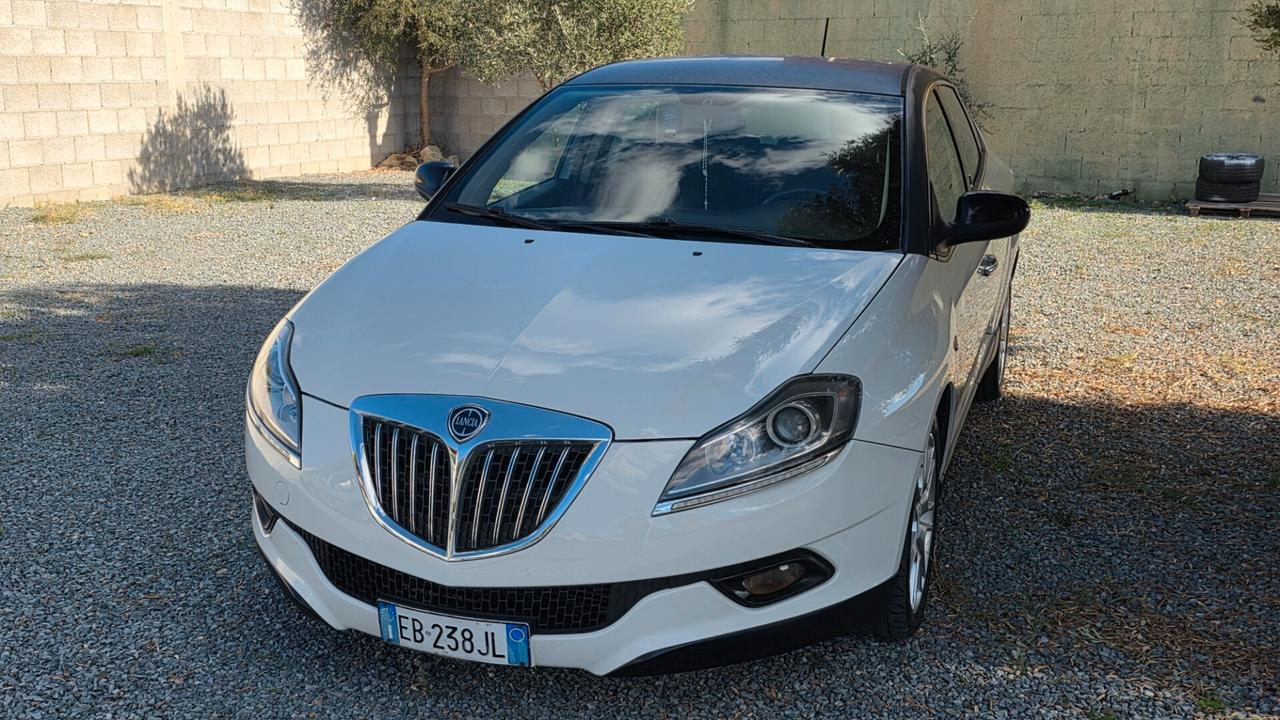 Lancia Delta 1.6 MJT DPF Argento
