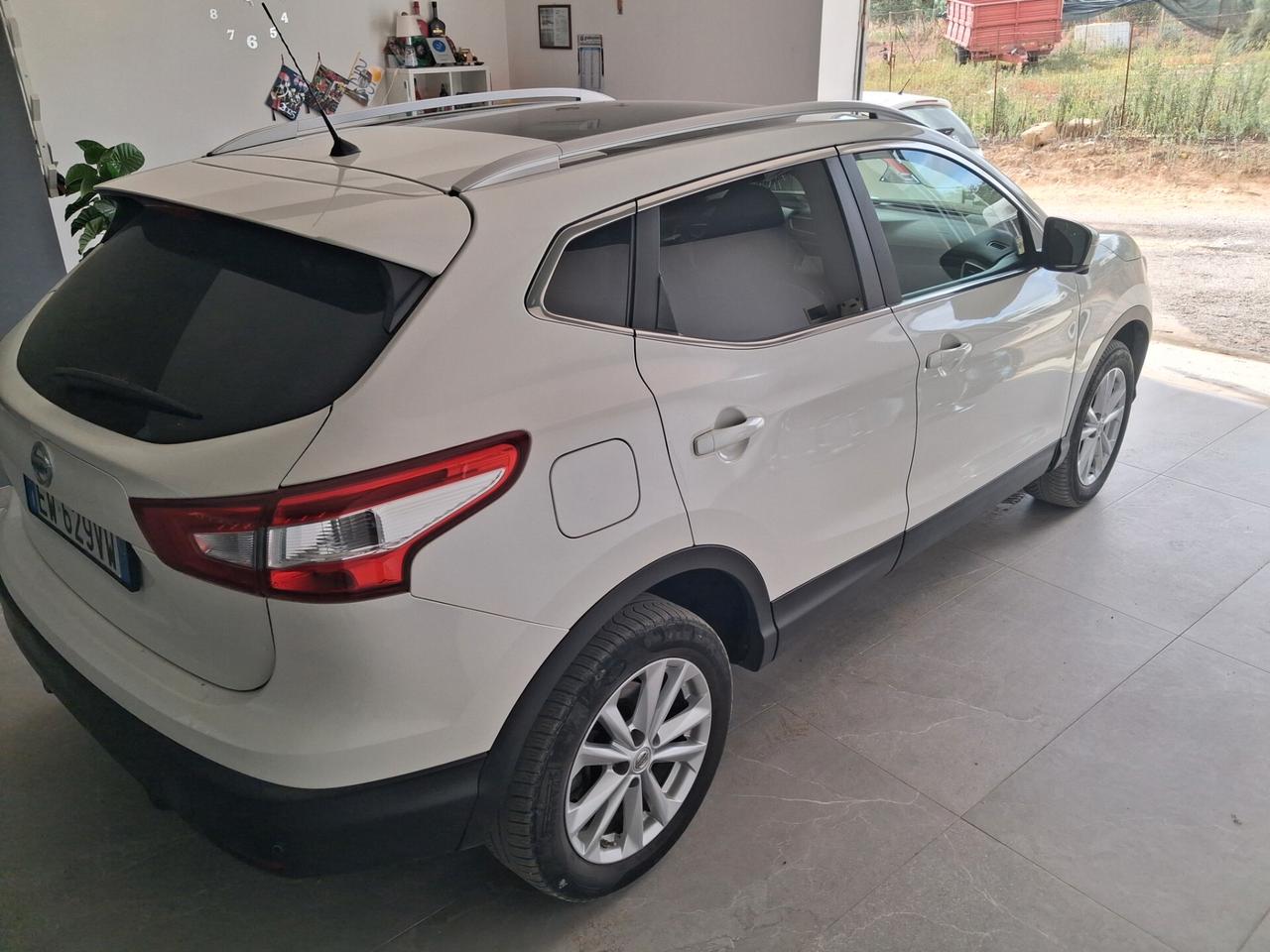 Nissan Qashqai 1.6 dCi 4WD Tekna unico proprietario