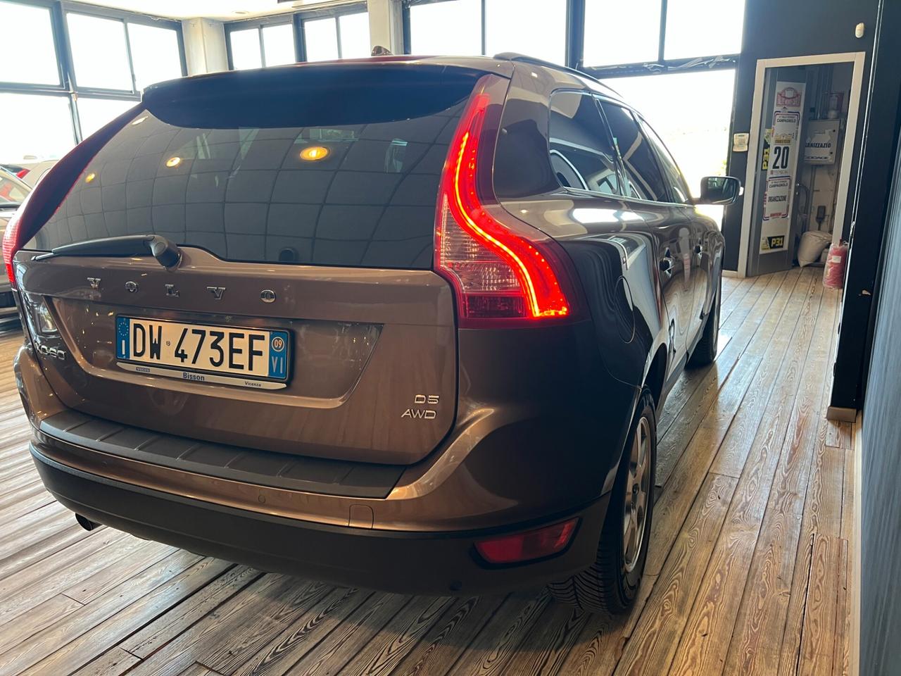 Volvo XC 60 D5 AWD/UNICA PROP.