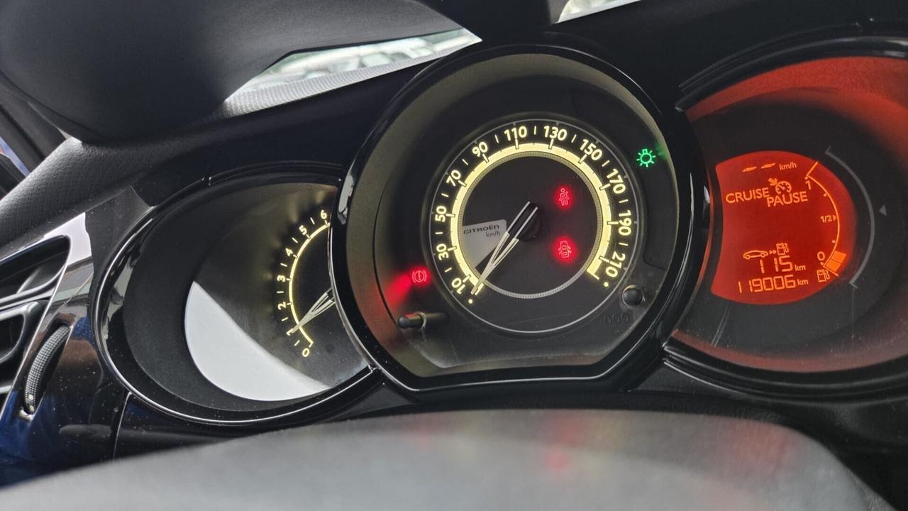 Citroen C3 PureTech 82 Esclusive x Neopatentati