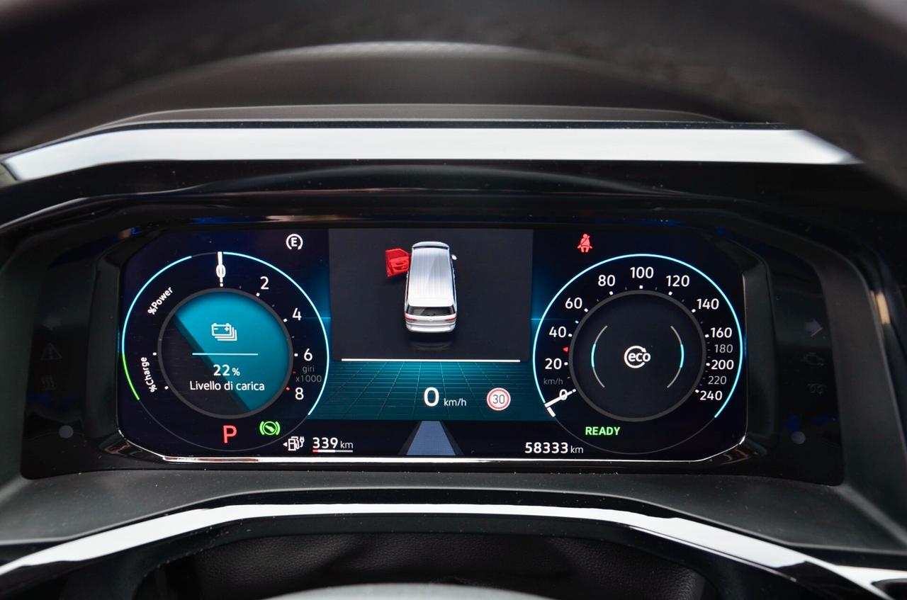 VOLKSWAGEN MULTIVAN T7 LIFE 1.4 PHEV 150cv DSG, UNICOPROPRIETARIO, SERVICE VW, EURO 6E, IVA ESPOSTA, FARI FULL LED, PERMUTE