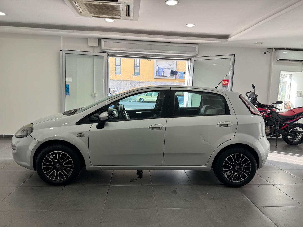 Fiat Punto 1.2 8V 5 porte Lounge GPL