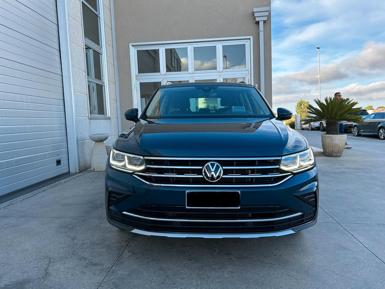 Volkswagen Tiguan 2.0 TDI 150 CV SCR DSG Elegance