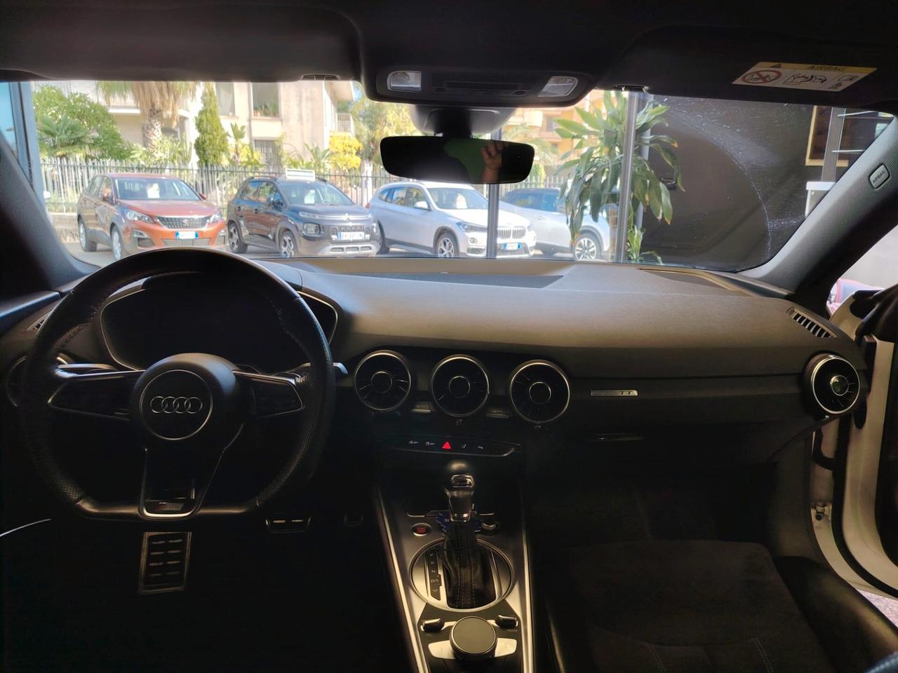 Audi TT Coupé 1.8 TFSI S tronic line