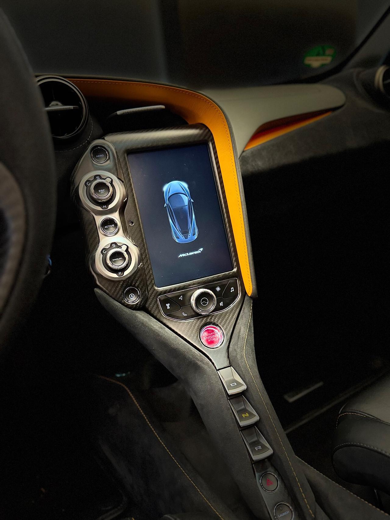 Mclaren 720S Coupé PERFORMANCE PACK MSO FULL GARANZIA PERMUTE