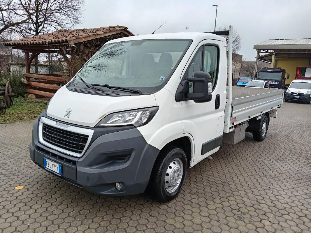 Peugeot Boxer 2.2 cassonato MOTORE FUNZIONANTE MA DA RIPARARE
