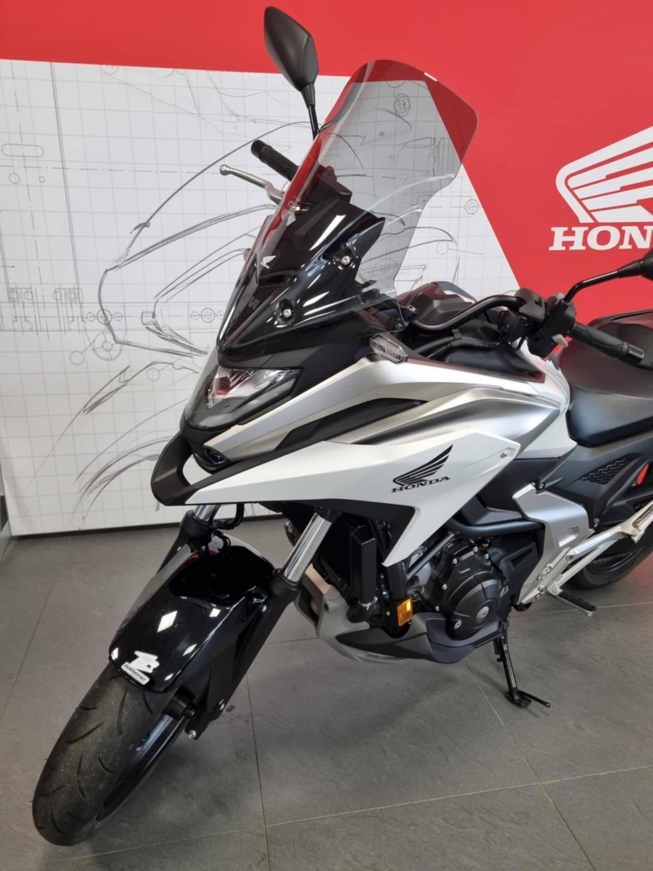 NC 750 X DCT- 2022- 17469 KM