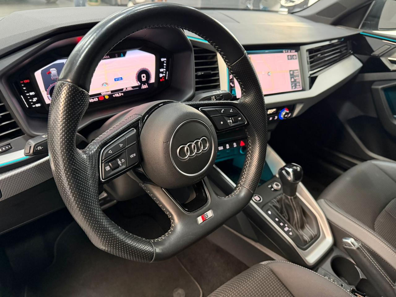 Audi A1 CITYCARVER 30 TFSI S-tronic S-line Edition One