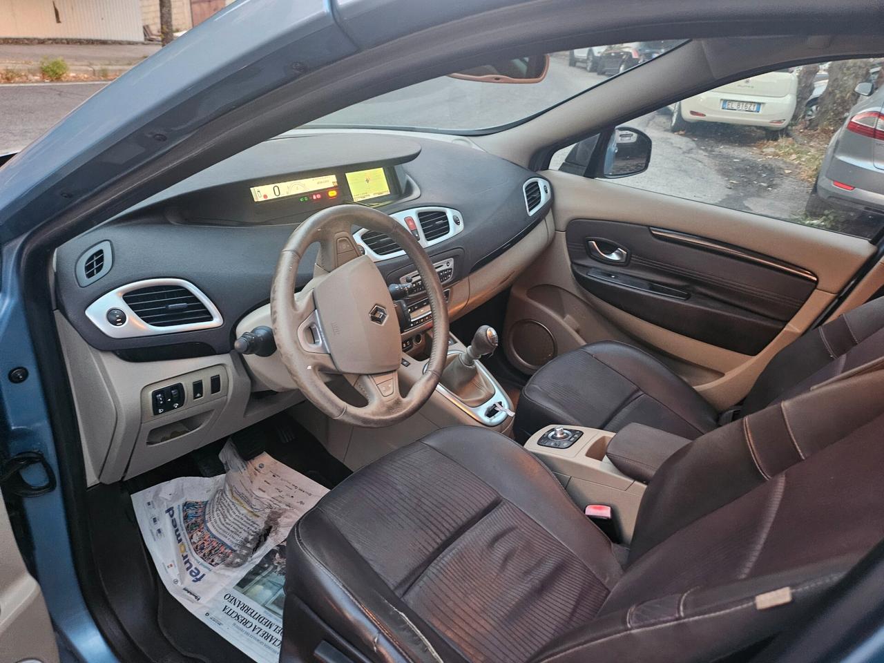 Renault Scenic X-Mod 1.5 dCi 110CV 2010