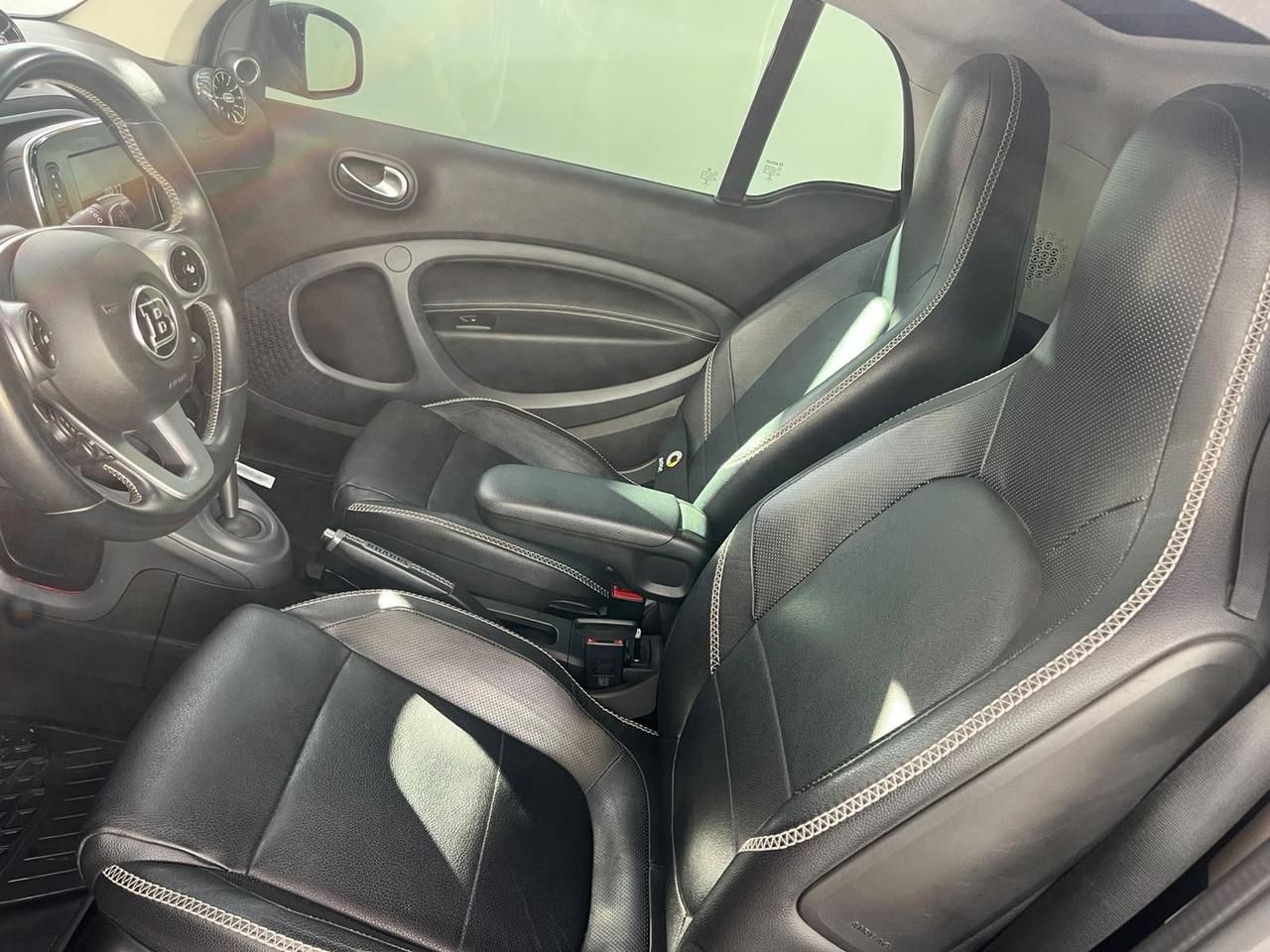 Smart ForTwo BRABUS 0.9 Turbo twinamic Xclusive