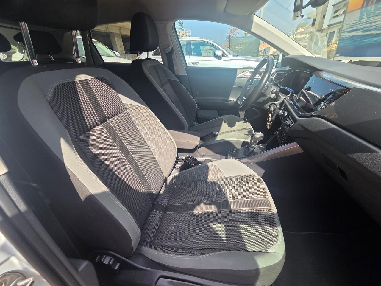 Polo 1.6 TDI 95 CV DSG 5p. R-LINE