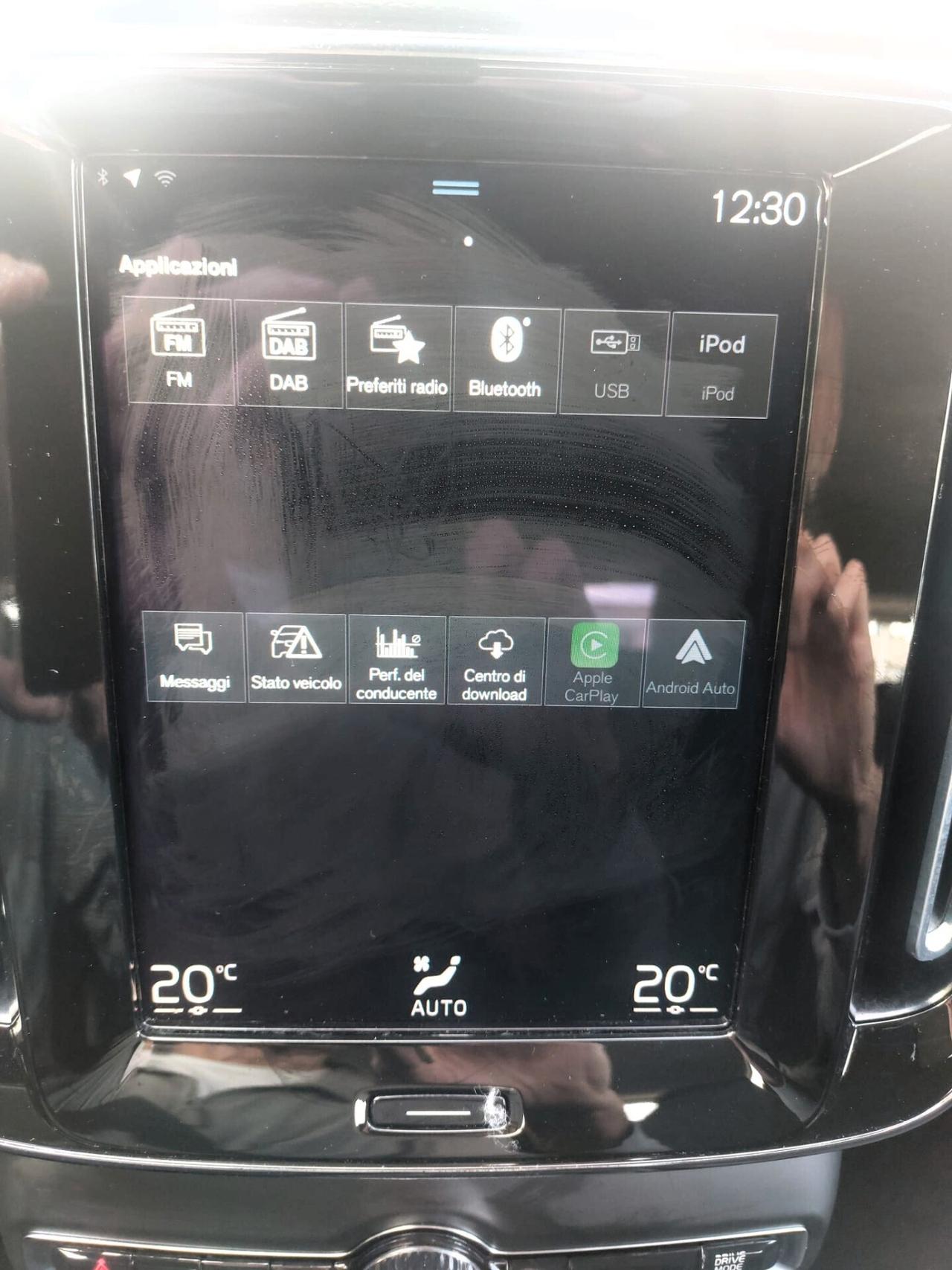 Volvo XC40 T2 Geartronic Momentum Pro