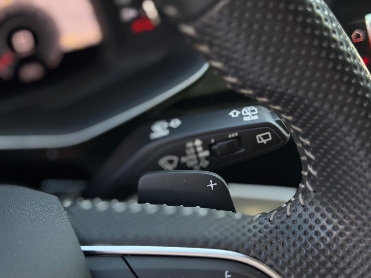 Audi Q8 50 TDI 286 CV QUATTRO S LINE EDITION TETTO MATRIX LED