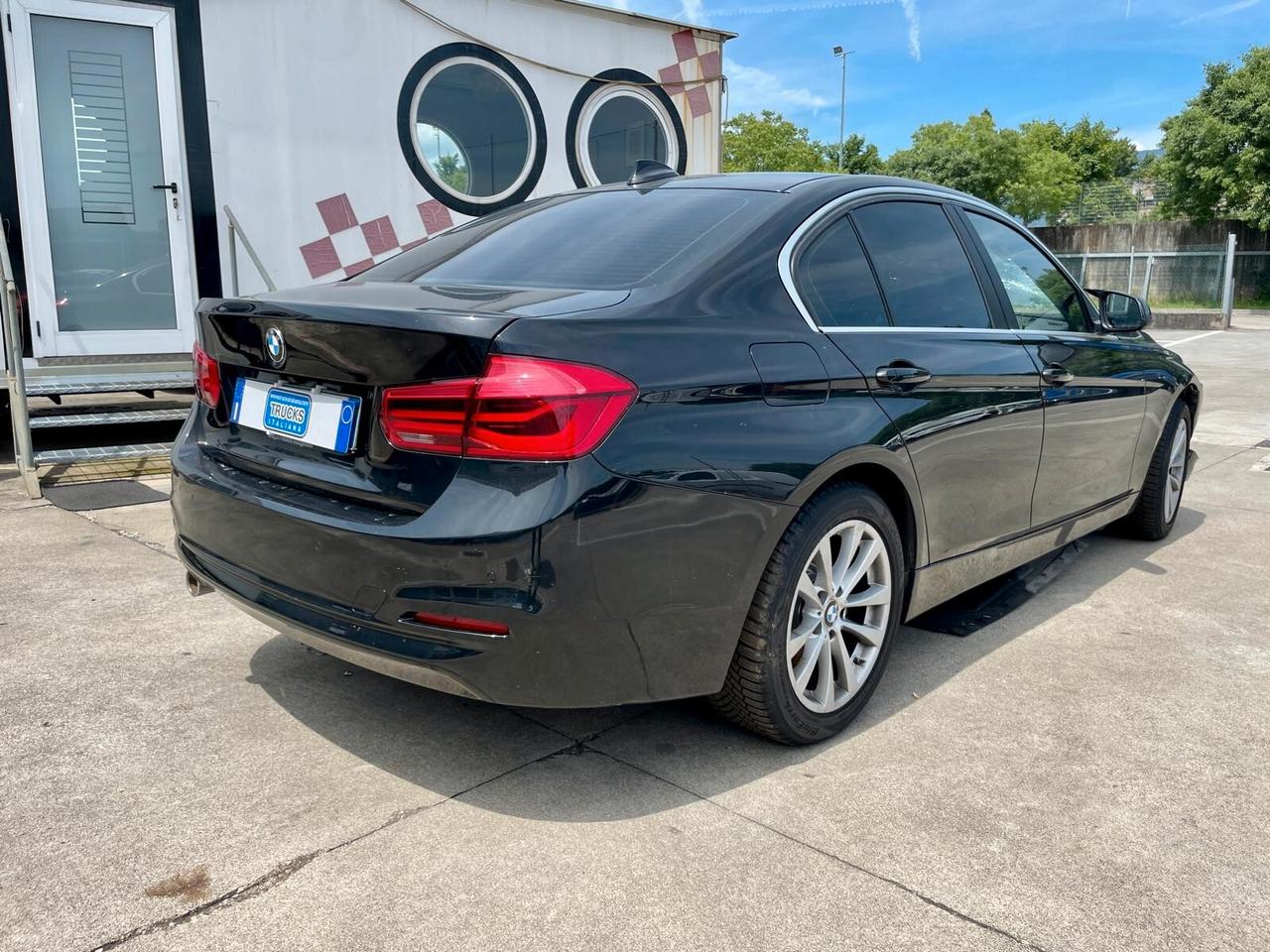 Bmw 316d Sport - 2017 ***VEICOLO SINISTRATO *** EURO 6