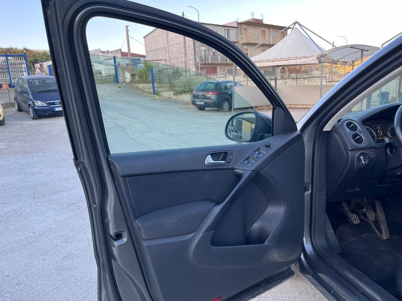 Volkswagen Tiguan 2.0 TDI 110CV Business Sport & Style BlueMotion Tech.
