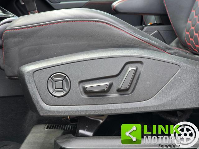 AUDI RS Q3 quattro S tronic Sportback