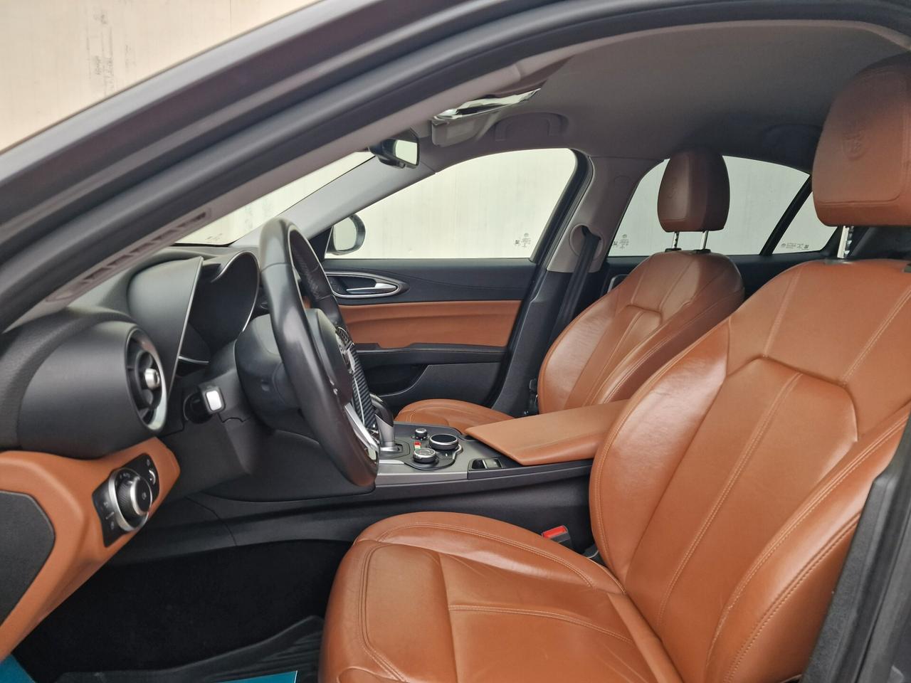 Alfa Romeo Giulia 2.2 Turbodiesel 150 CV AT8