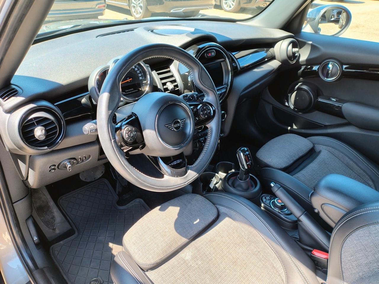 Mini Mini 2.0 Cooper SD aut. Hype