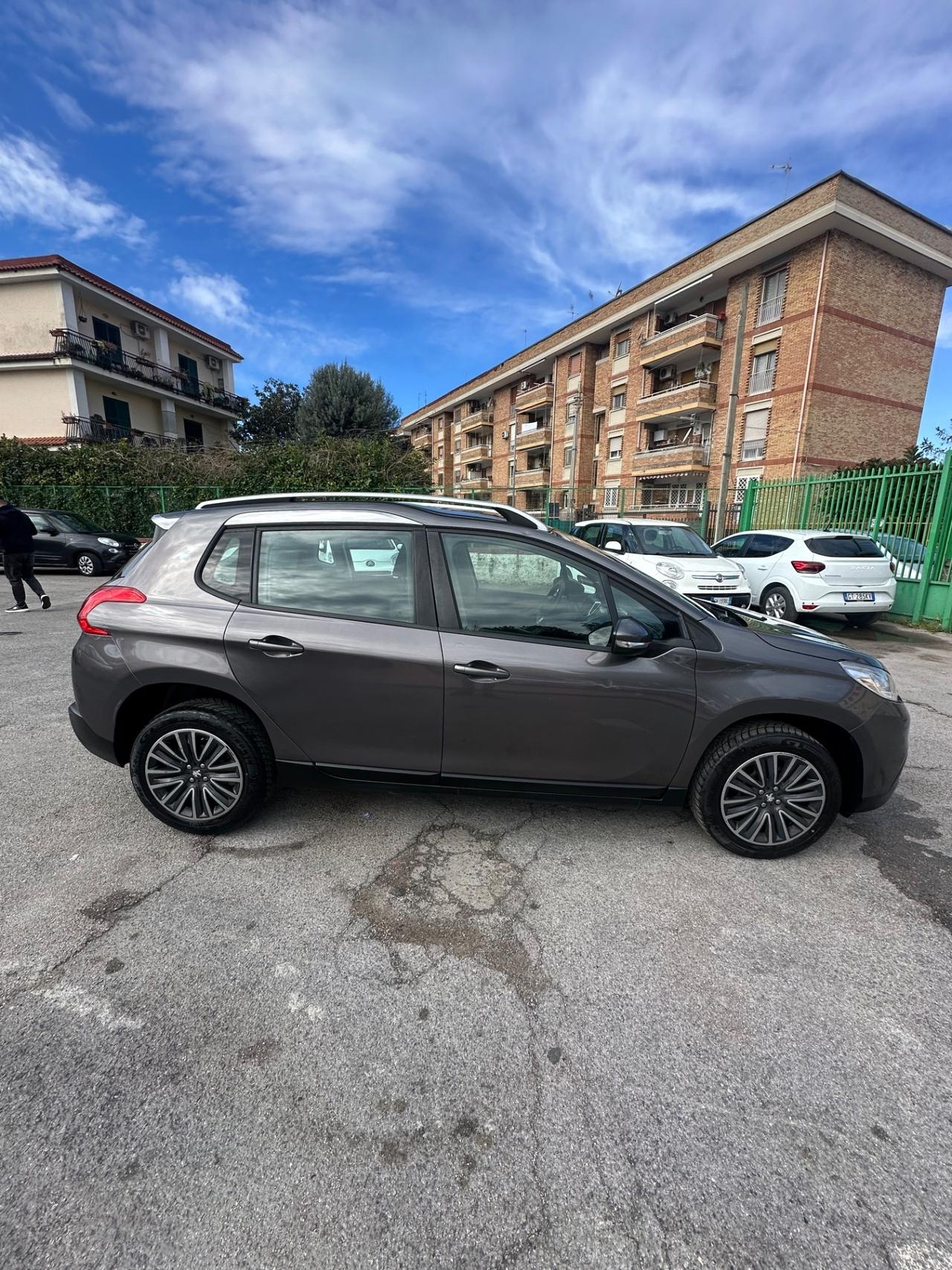 Peugeot 2008 1.6 e-HDi 92 CV Stop&Start Urban Cross