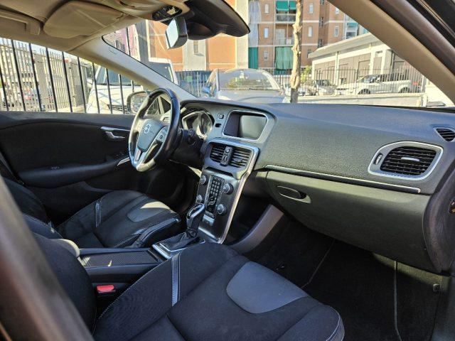 VOLVO V40 D3 Geartronic