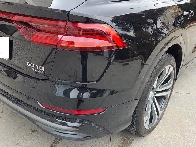 Audi Q8 50 TDI QUATTRO S LINE -FULL OPTIONAL