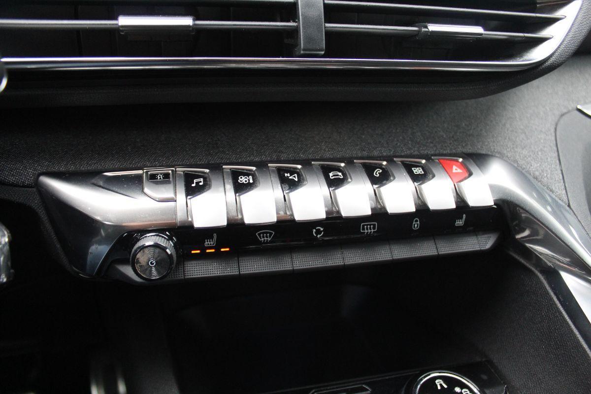 PEUGEOT - 5008 - BlueHDi 130 S&S EAT8 GT Line