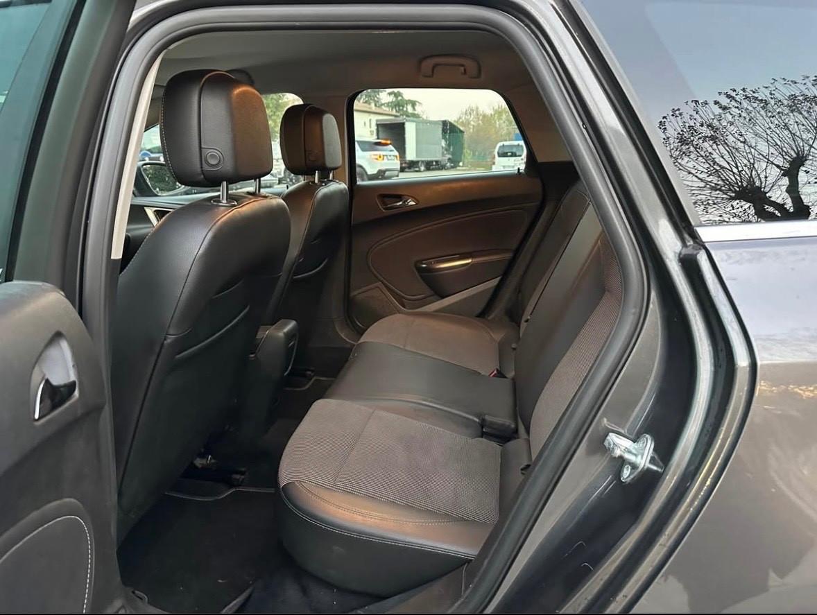 Opel Astra 1.7 CDTI 125CV 5 porte Cosmo