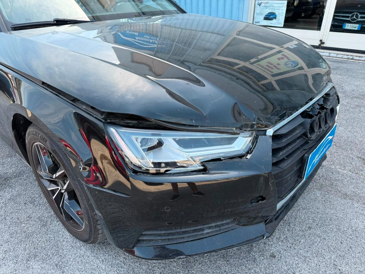Audi A4 40 g-tron INCIDENTATA 2019