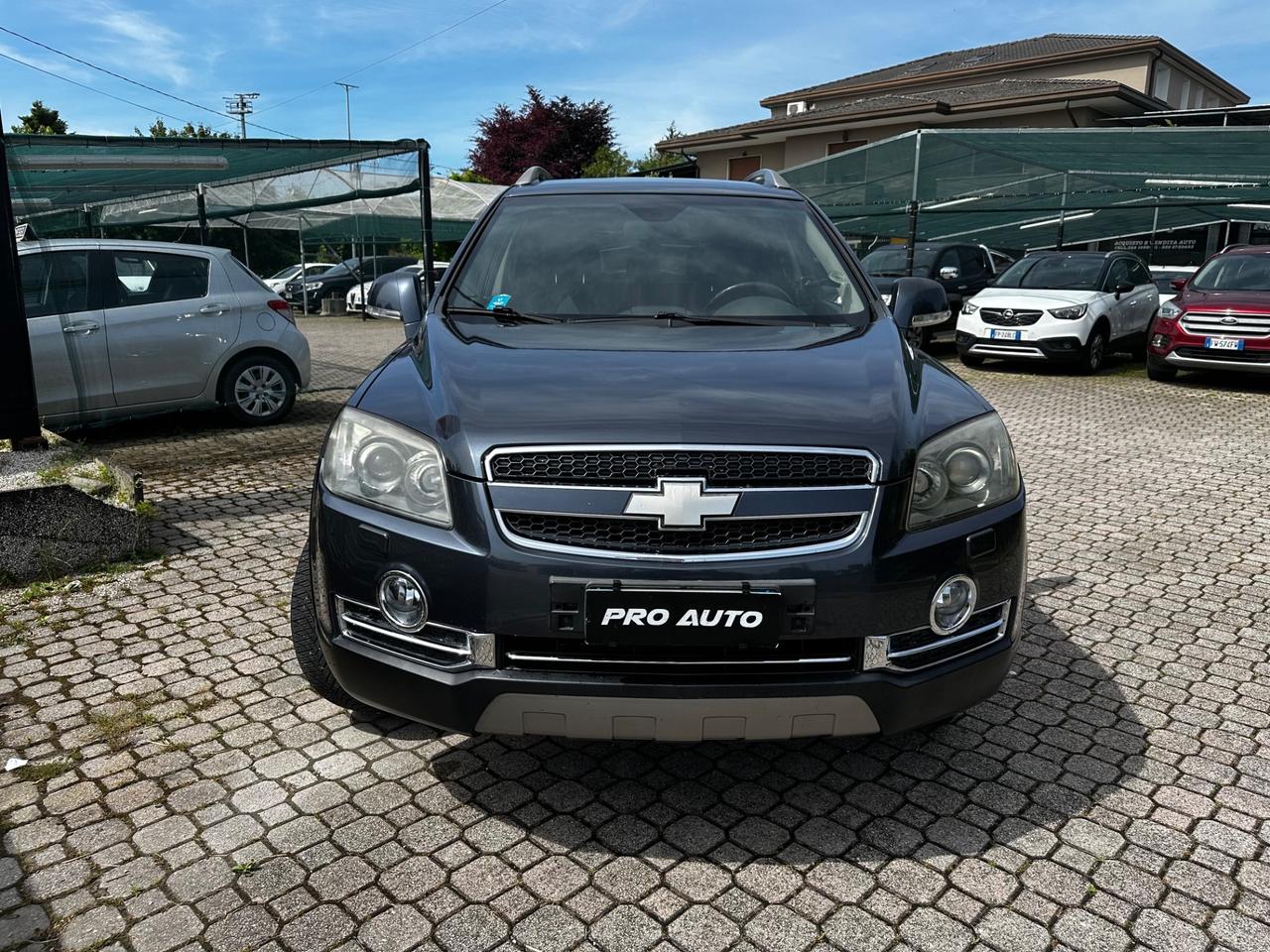 Chevrolet Captiva 2.0 VCDi 7 POSTI CAMBIO AUTOMATICO