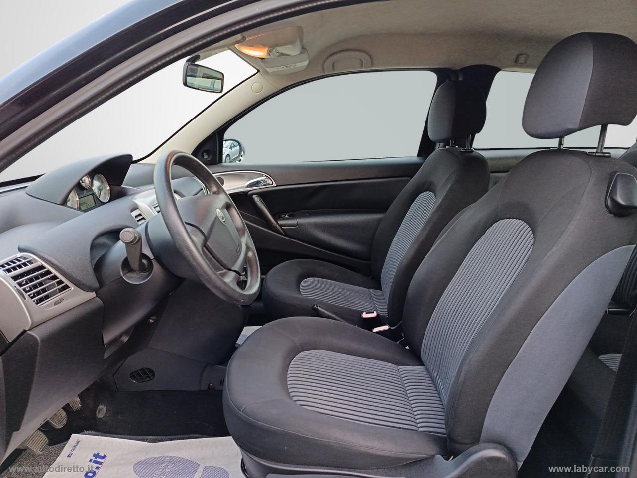 LANCIA Ypsilon 1.2 Versus