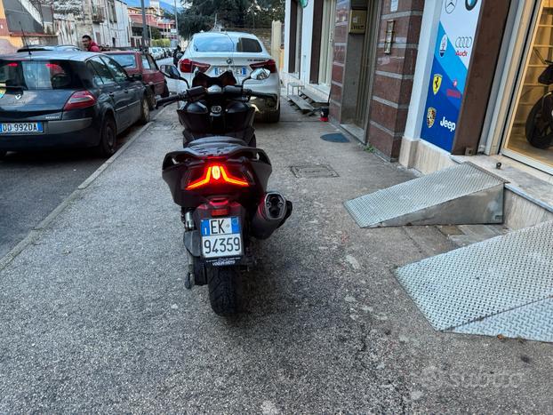 Kymco ak550 con motore nuovo km0