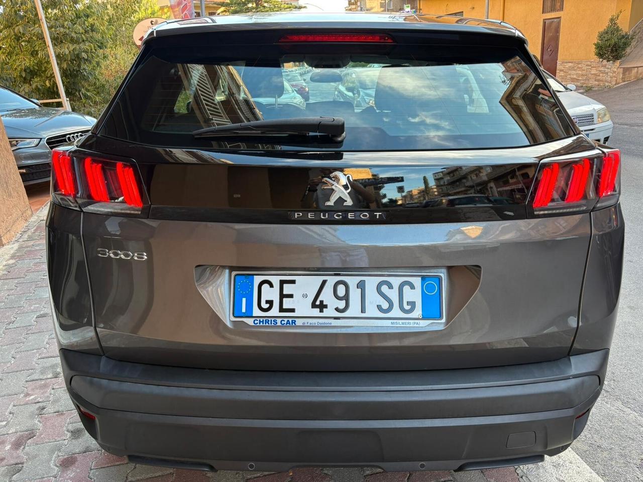 Peugeot 3008 BlueHDi 130 S&S EAT8 Active Pack