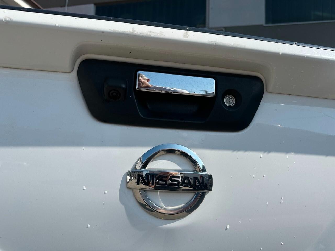 Nissan Navara 2.3 dCi 4WD King Cab Acenta