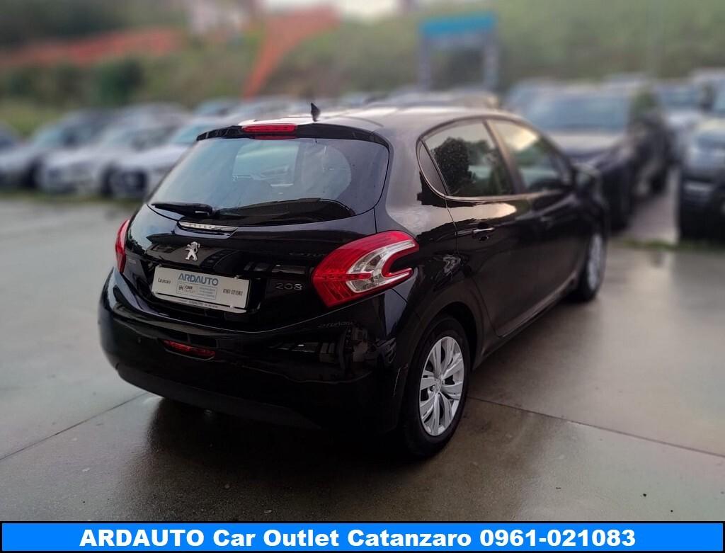 Peugeot 208 1.4 Hdi Active 69 cv Neopatentati