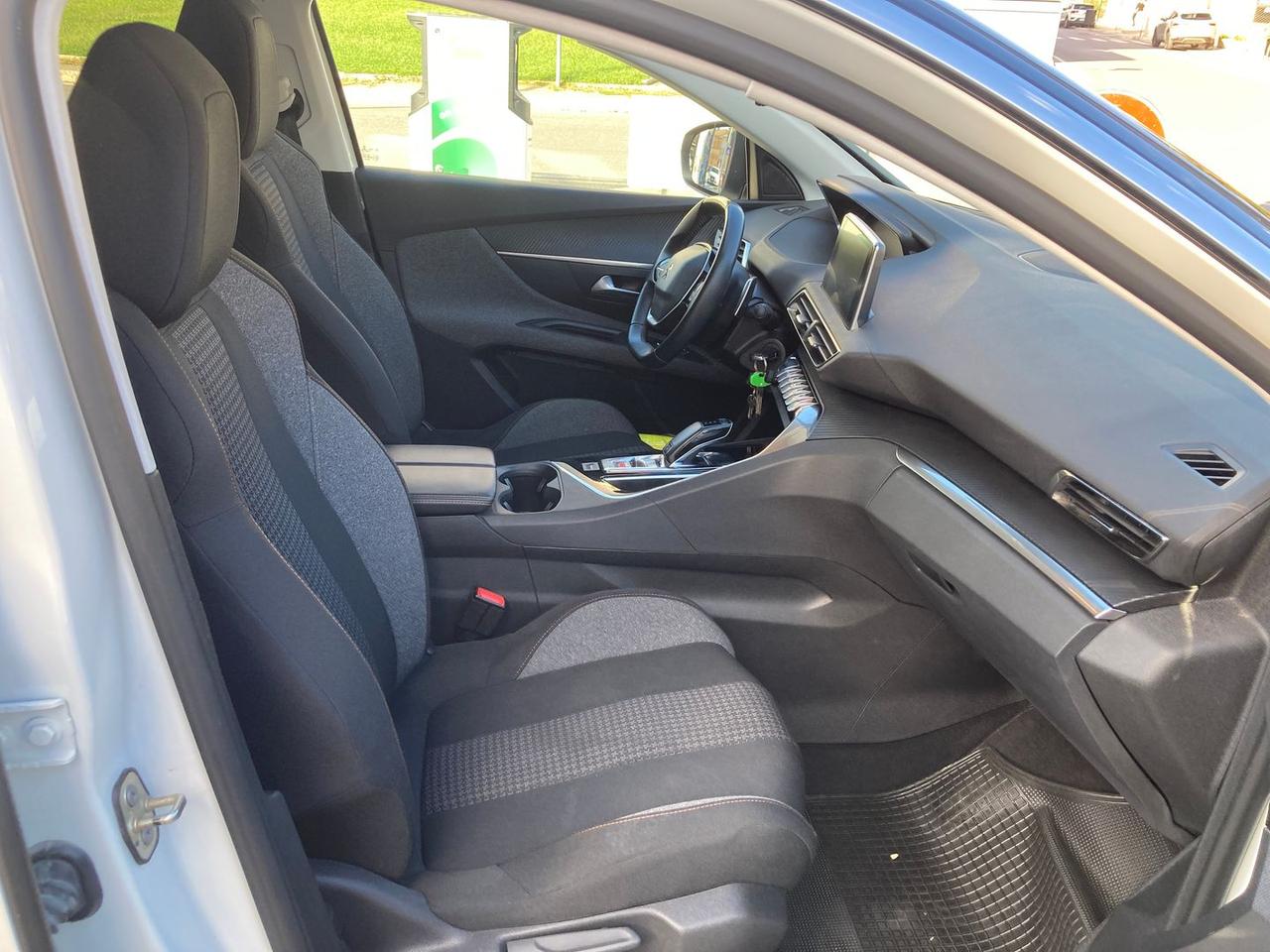 Peugeot 3008 1.5 Blue HDI 130 A #7043