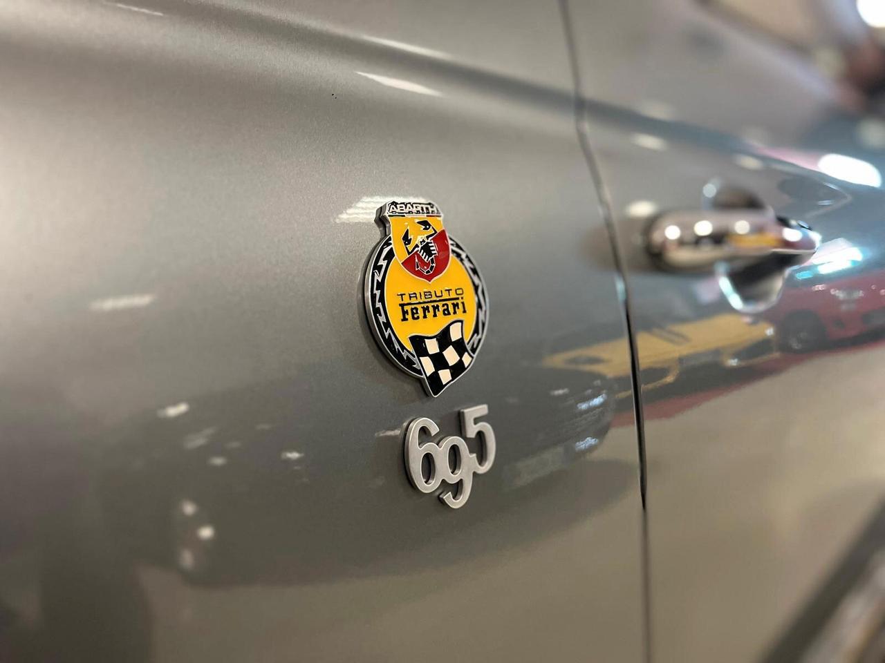 Abarth 500 695 Tributo Ferrari