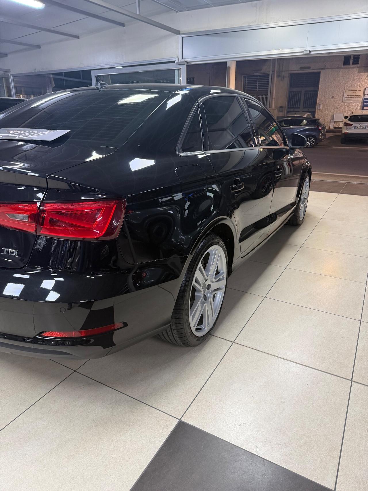 Audi A3 SPB 1.6 TDI S tronic Sport SEDAN