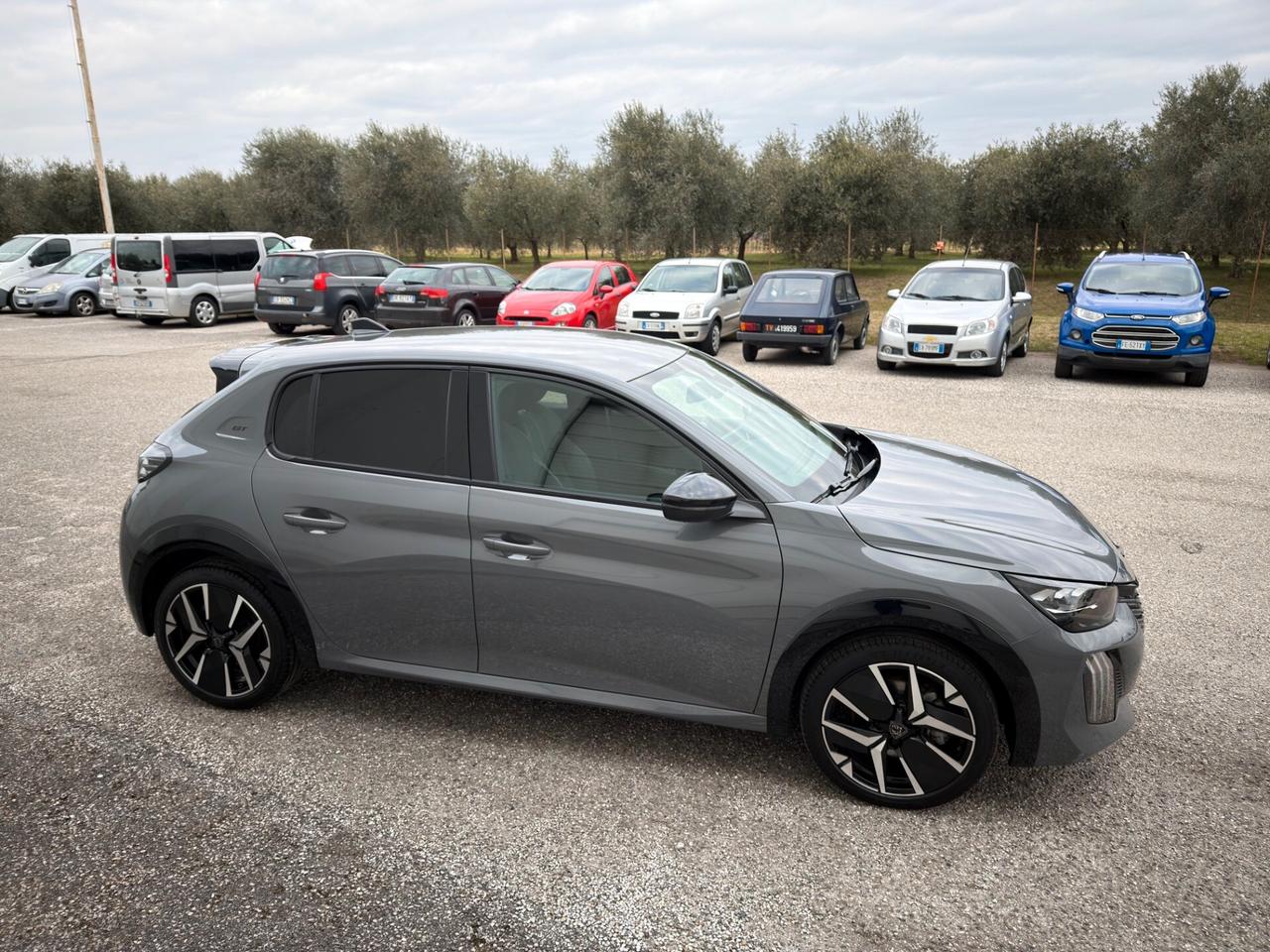 Peugeot 208 Hybrid 110 e-DCS6 GT