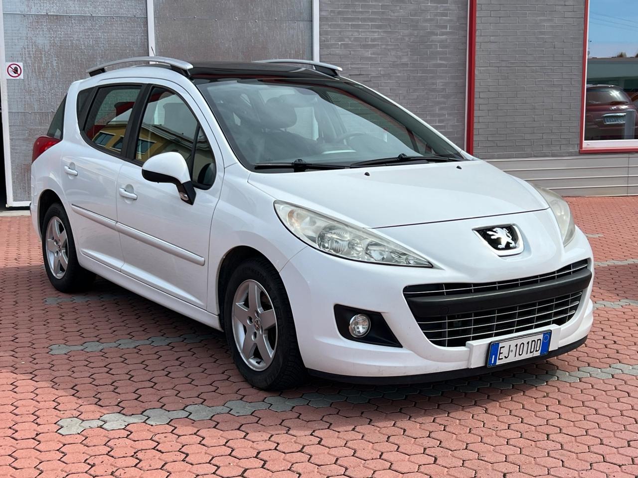 PEUGEOT GPL 207 SW TETTO PANORAMICO 1.4 vti 16v Ciel Allure 95cv