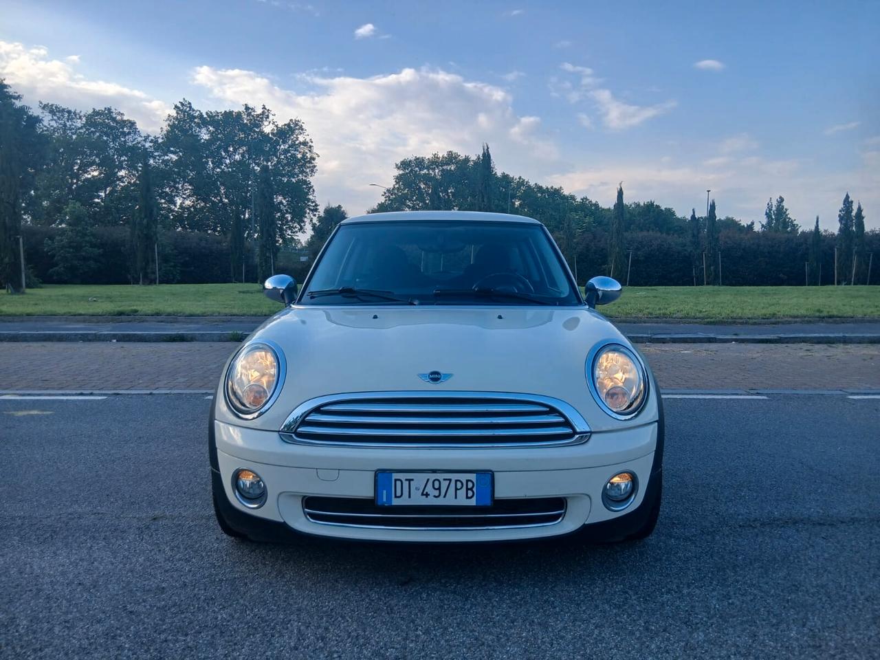 Mini 1.4 16V One Chili