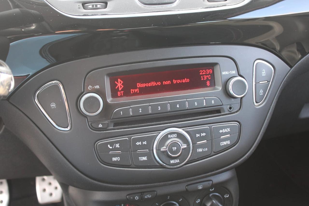 Opel Corsa 1.2 5 porte Innovation