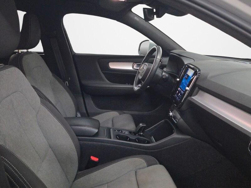 VOLVO XC40 (2017-->) XC40 B3 automatico Core