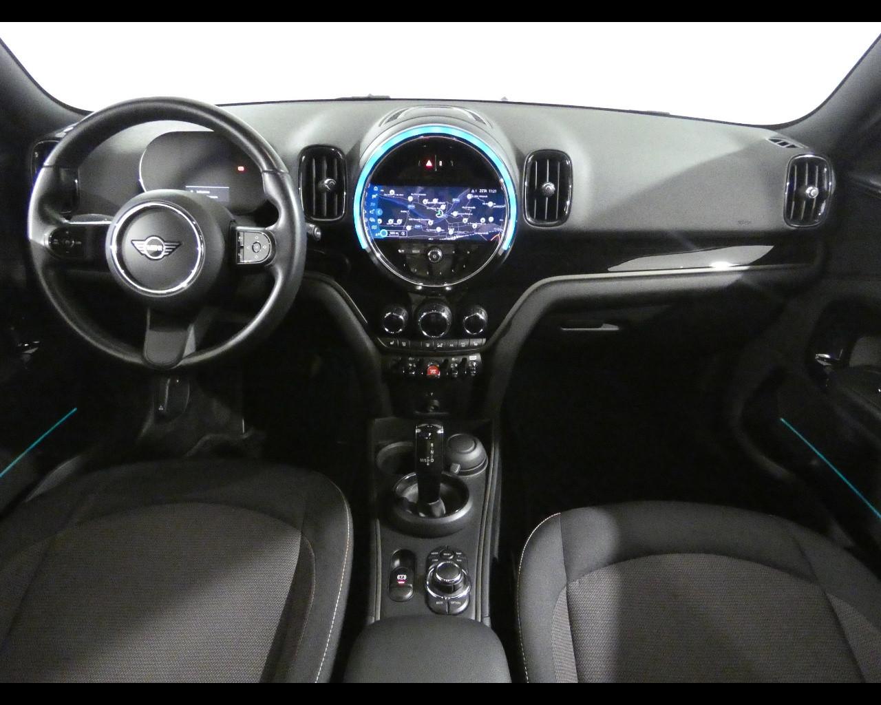 MINI Mini Countrym.(F60) - Mini 1.5 Cooper Business Countryman