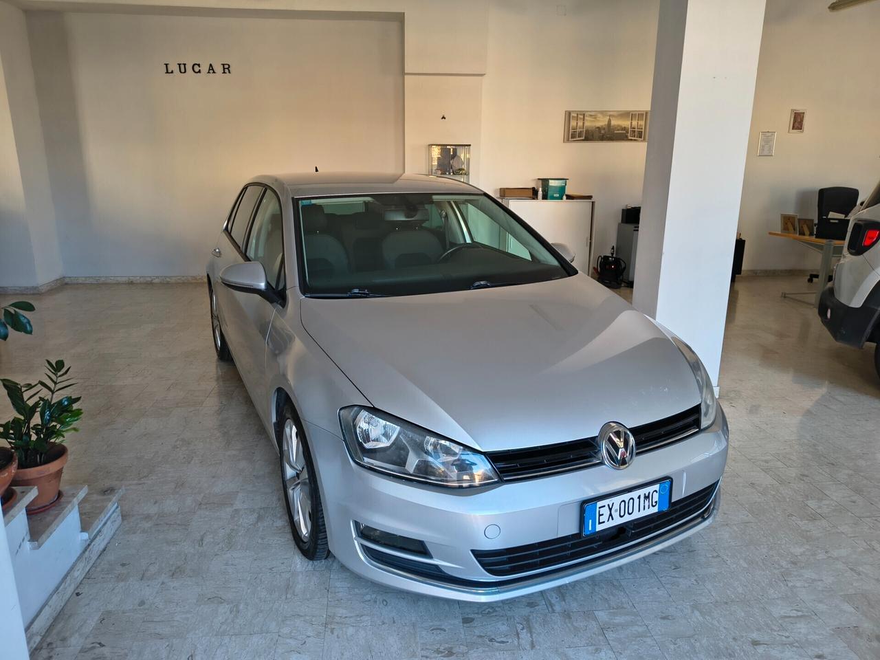 VOLKSWAGEN GOLF 1.6 TDI DSG 5P HIGHLINE