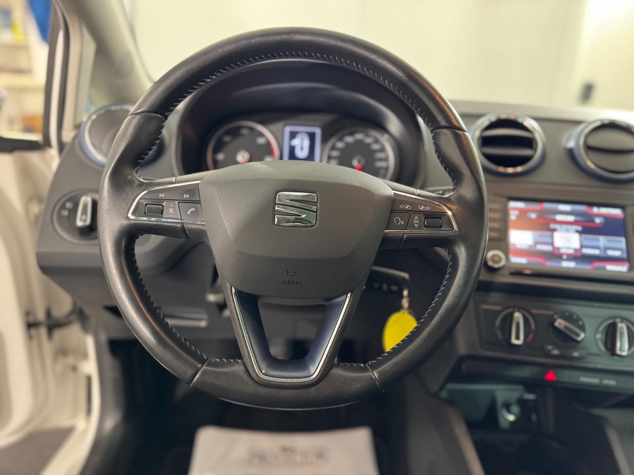 Seat Ibiza 1.4 TDI 75 CV CR 5p. Style TETTO APRIBILE - NEOPATENTATI - APPLE CARPLAY E ANDROID AUTO