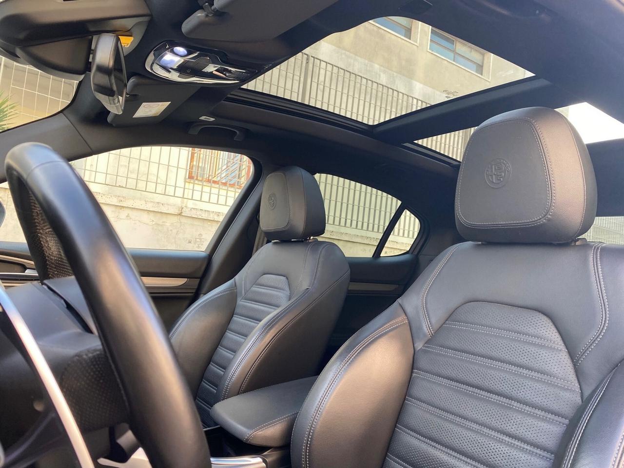 ALFA ROMEO STELVIO 210CV Q4 Veloce TETTO 2022