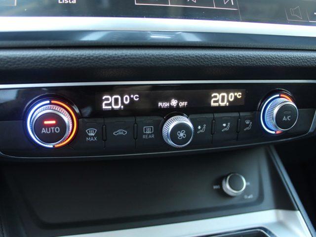 AUDI Q3 35 TDI Business Advanced